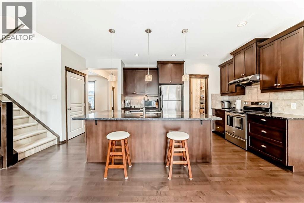 691 Panamount Boulevard NW — photo 4
