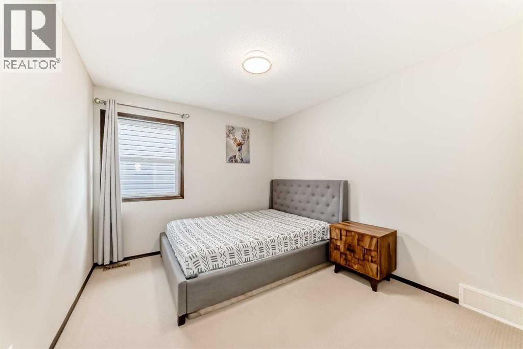 691 Panamount Boulevard NW — photo 23