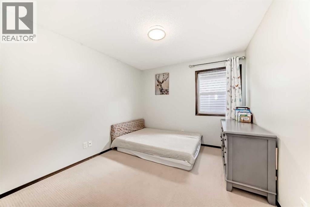 691 Panamount Boulevard NW — photo 24