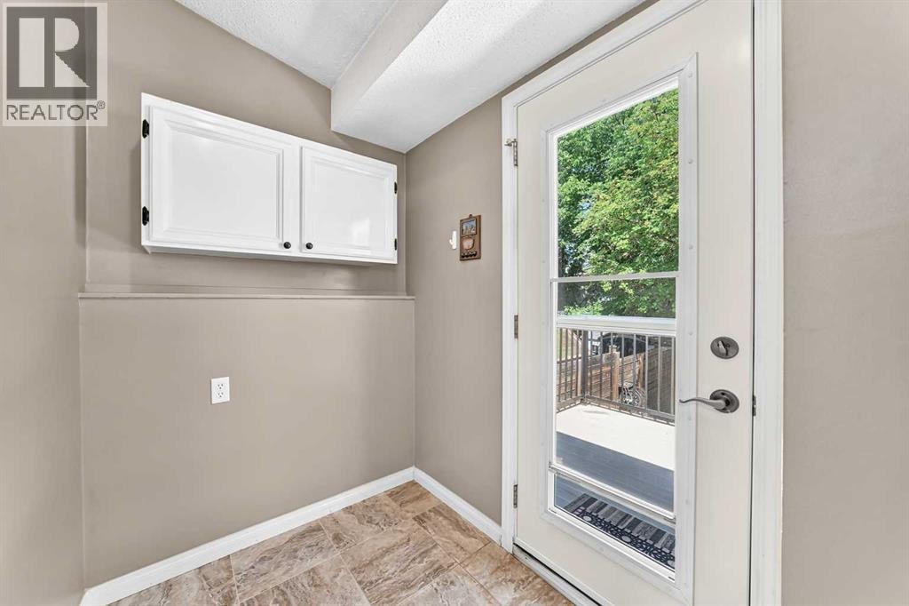 11335 Braeside Drive SW — photo 28