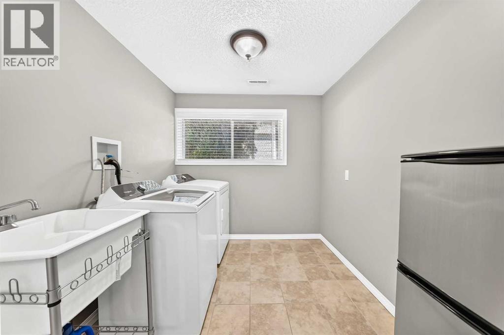 11335 Braeside Drive SW — photo 40