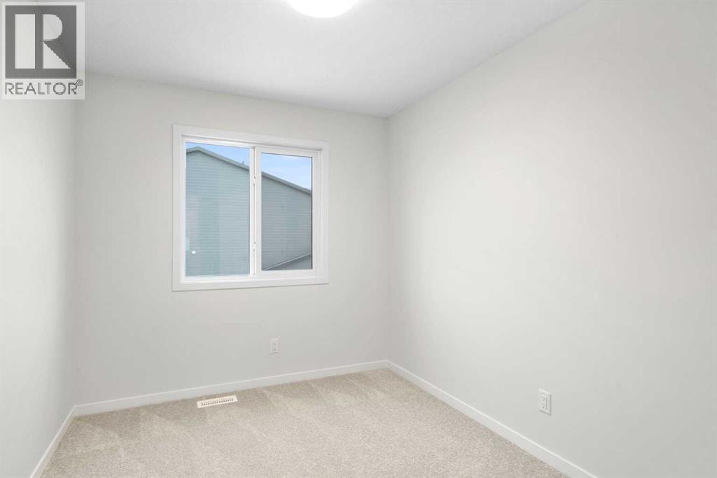 107 Royston Way NW — photo 34