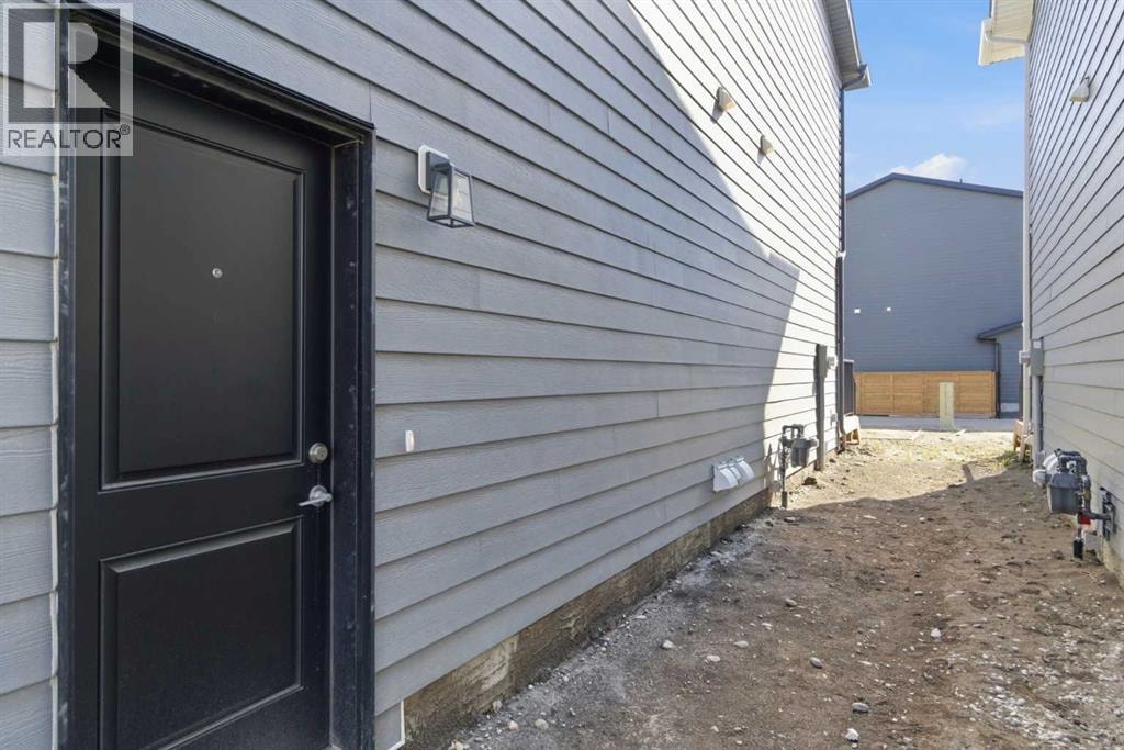 107 Royston Way NW — photo 37