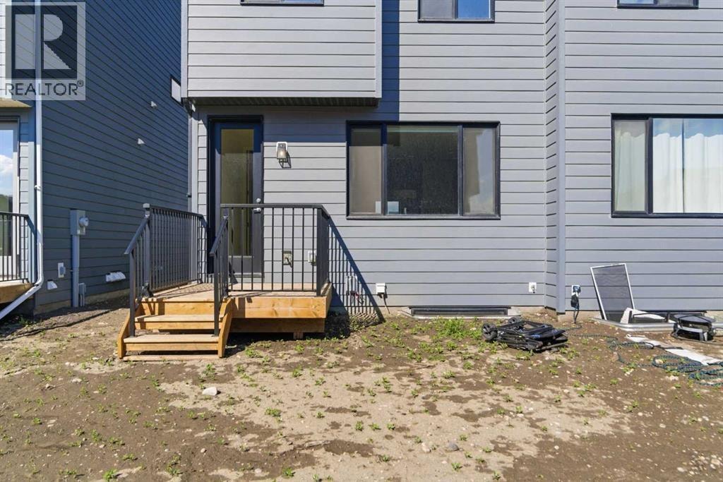 107 Royston Way NW — photo 40
