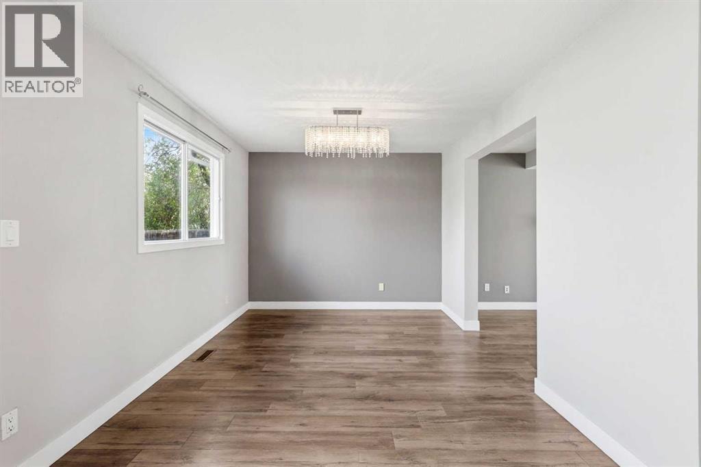 1240 Meadowbrook Drive SE — photo 10