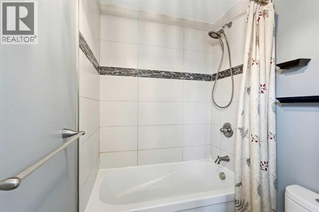 1240 Meadowbrook Drive SE — photo 25