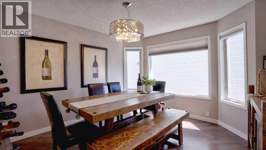 537 Douglas Glen Point SE — photo 24