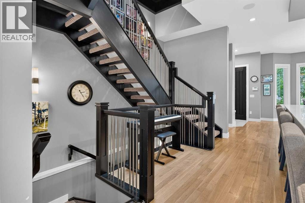 2219 2 Avenue NW — photo 35