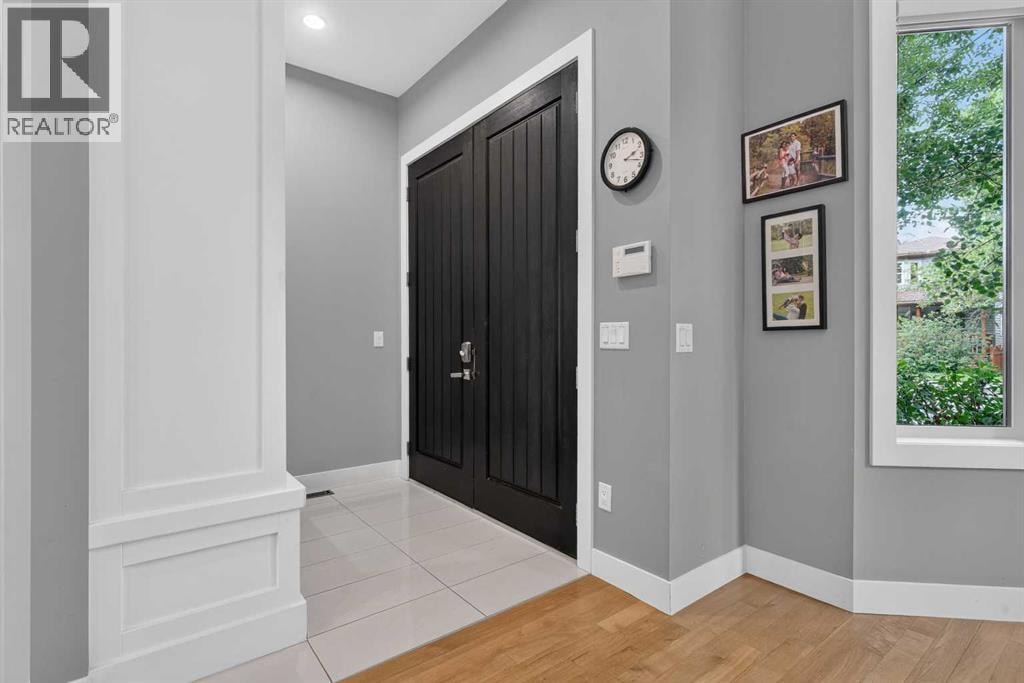 2219 2 Avenue NW — photo 3