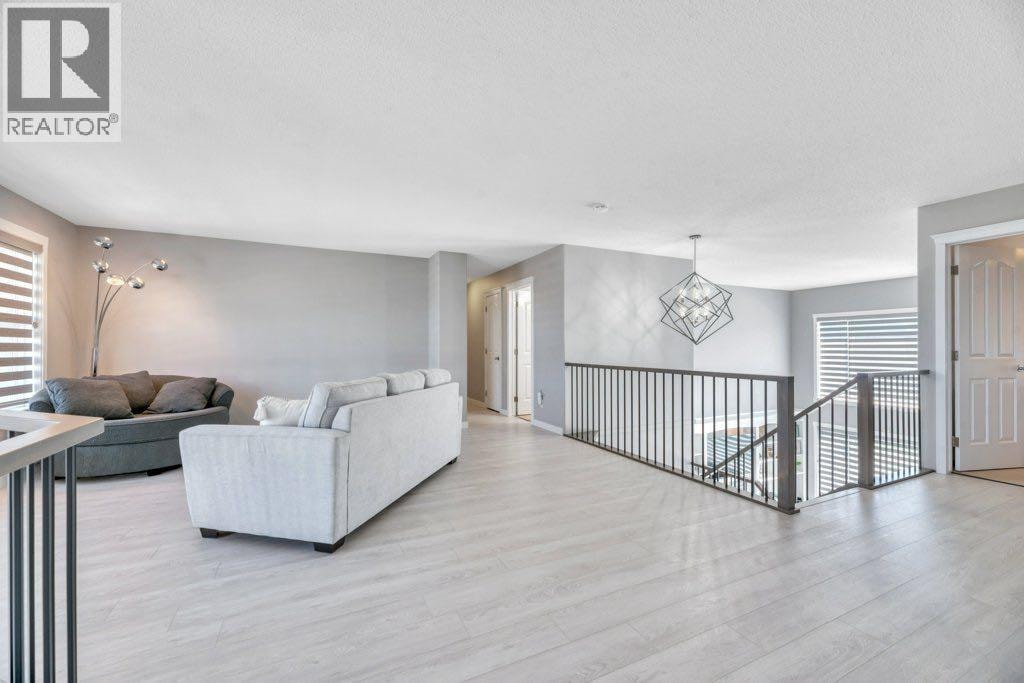712 East Chestermere Drive — photo 27
