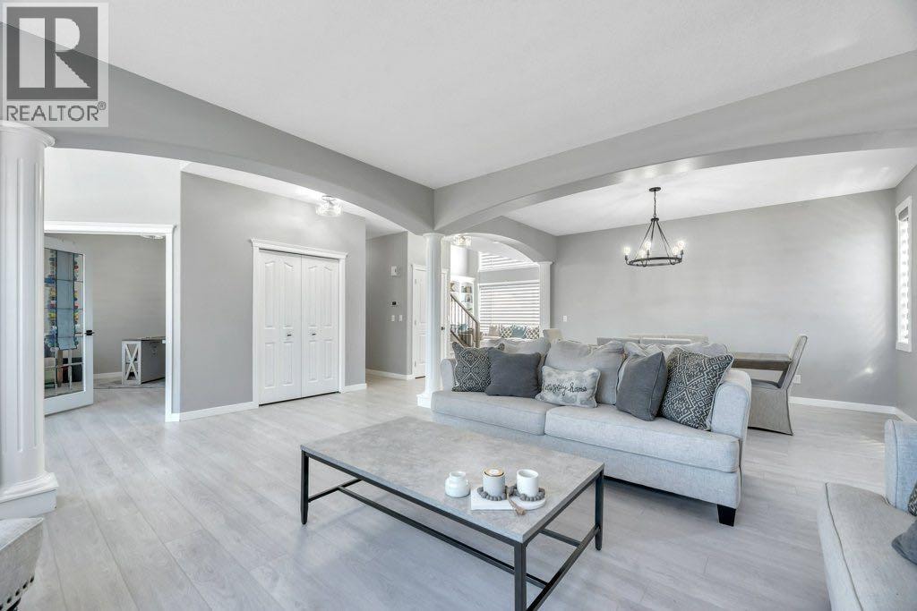 712 East Chestermere Drive — photo 9