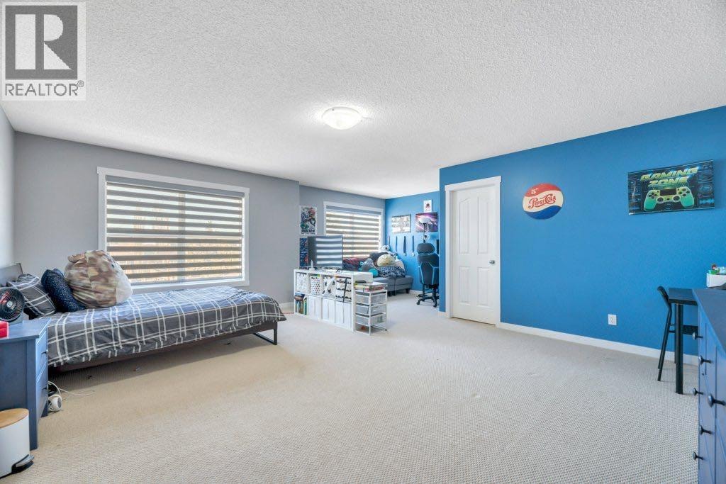 712 East Chestermere Drive — photo 35