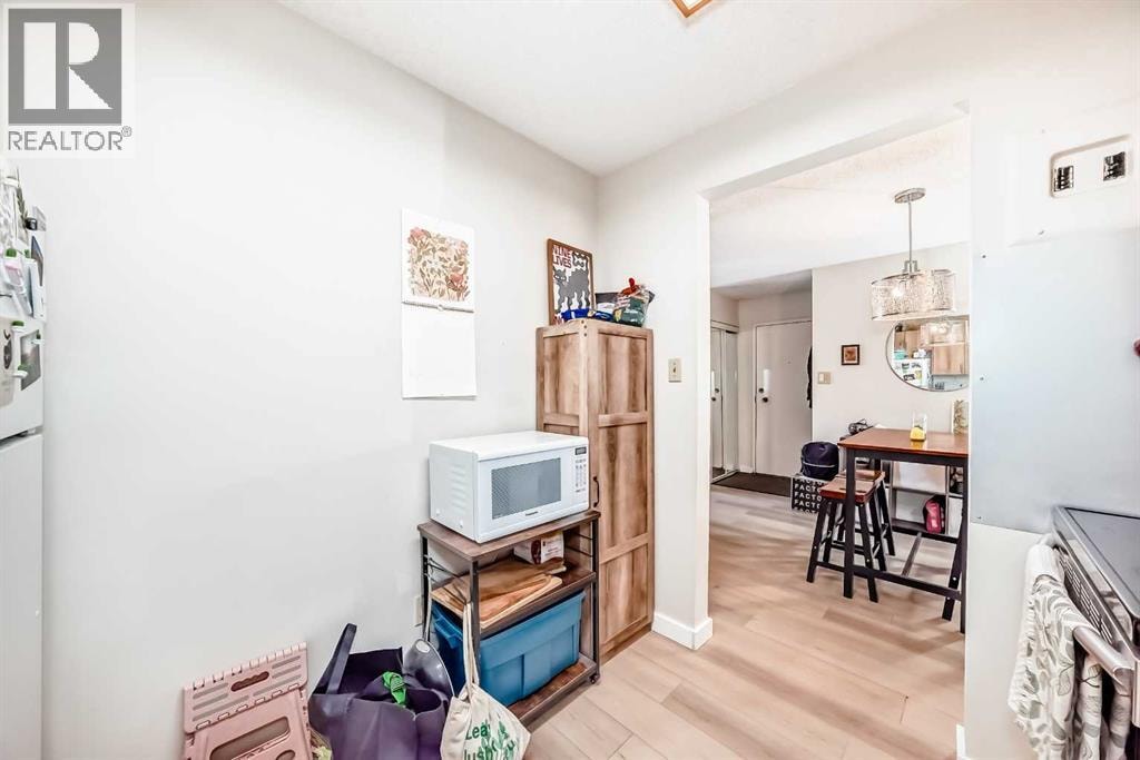 6102, 315 Southampton Drive SW — photo 10