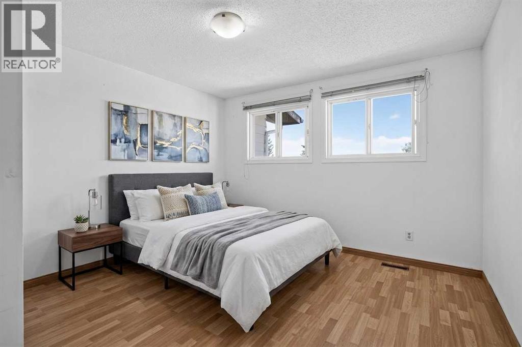 26 Glenpatrick Crescent — photo 9