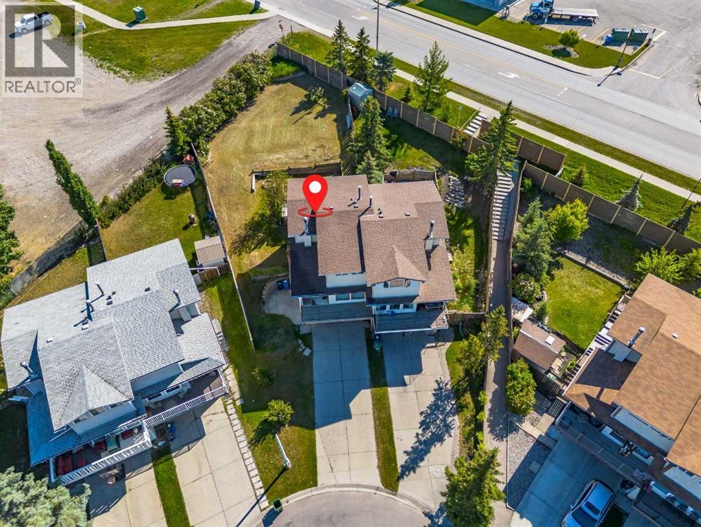26 Glenpatrick Crescent — photo 34
