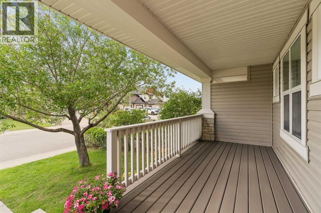 218 Kingsbridge Road SE — photo 2