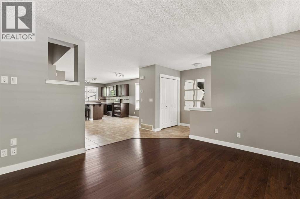 218 Kingsbridge Road SE — photo 6