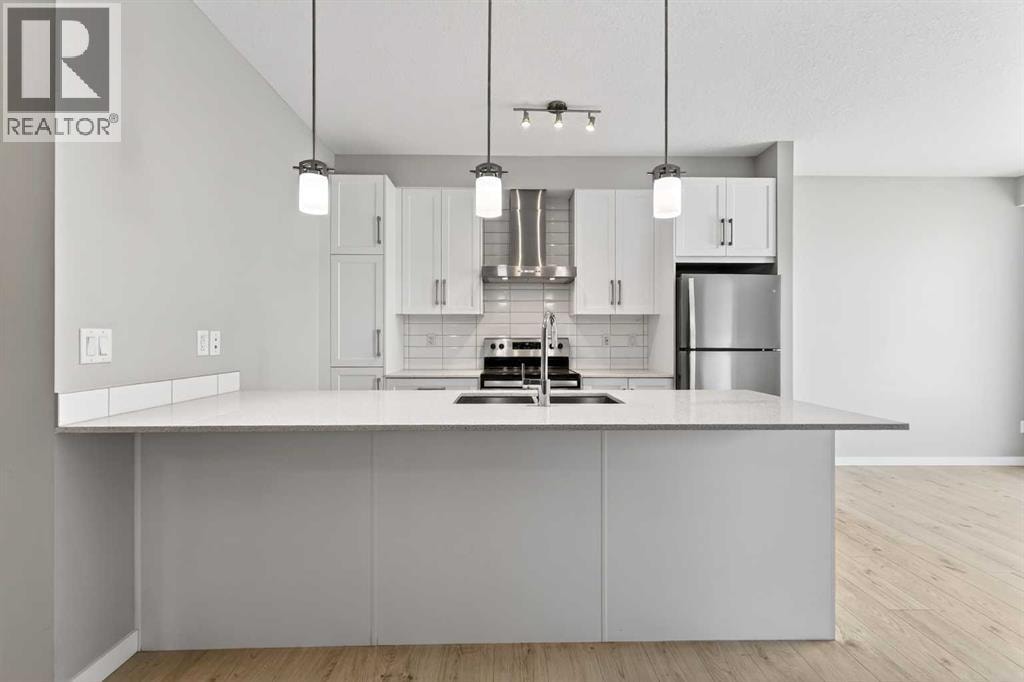 403, 122 Mahogany Centre SE — photo 8