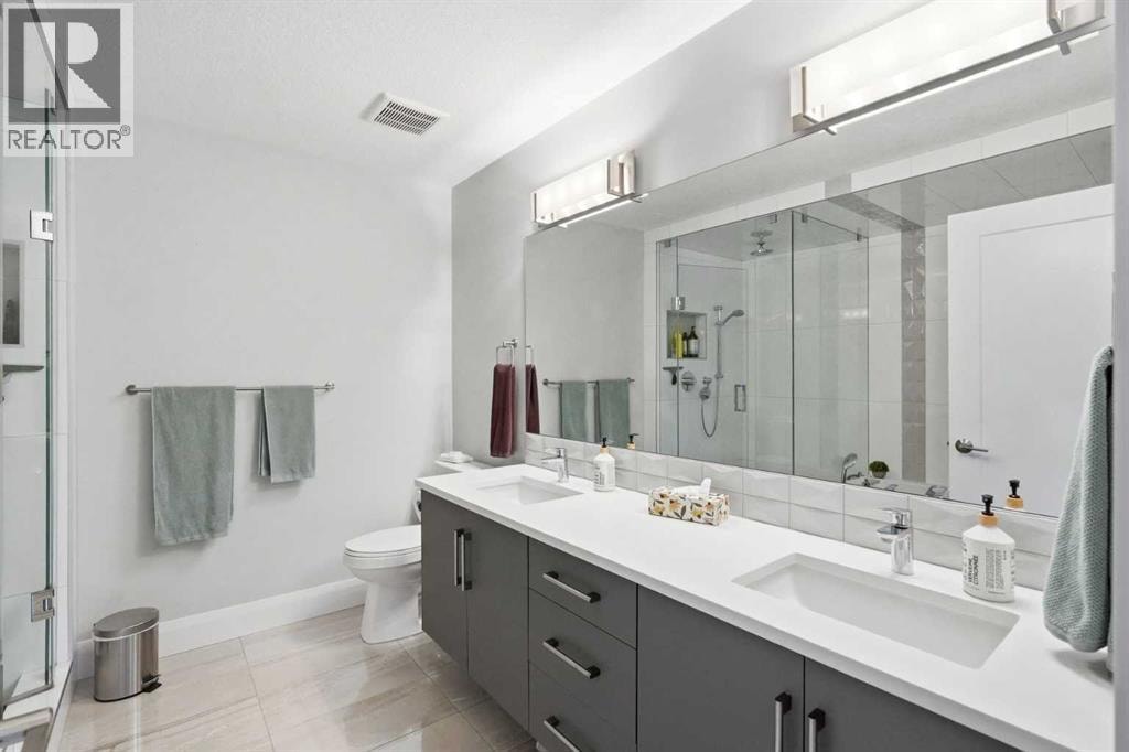 425 23 Avenue NE — photo 19