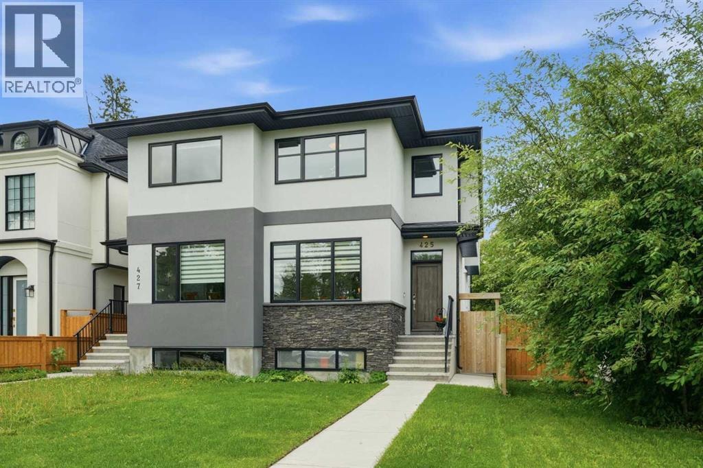 425 23 Avenue NE — photo 2