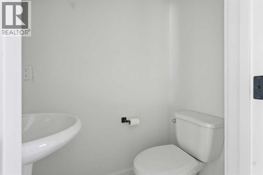 58 Taraglen Road NE — photo 12