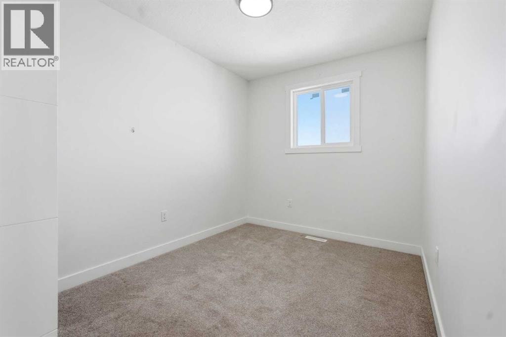 58 Taraglen Road NE — photo 18