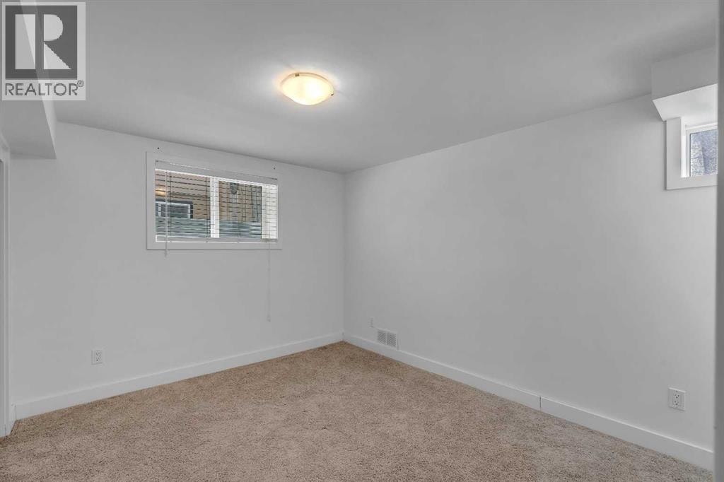113 Langton Drive SW — photo 28