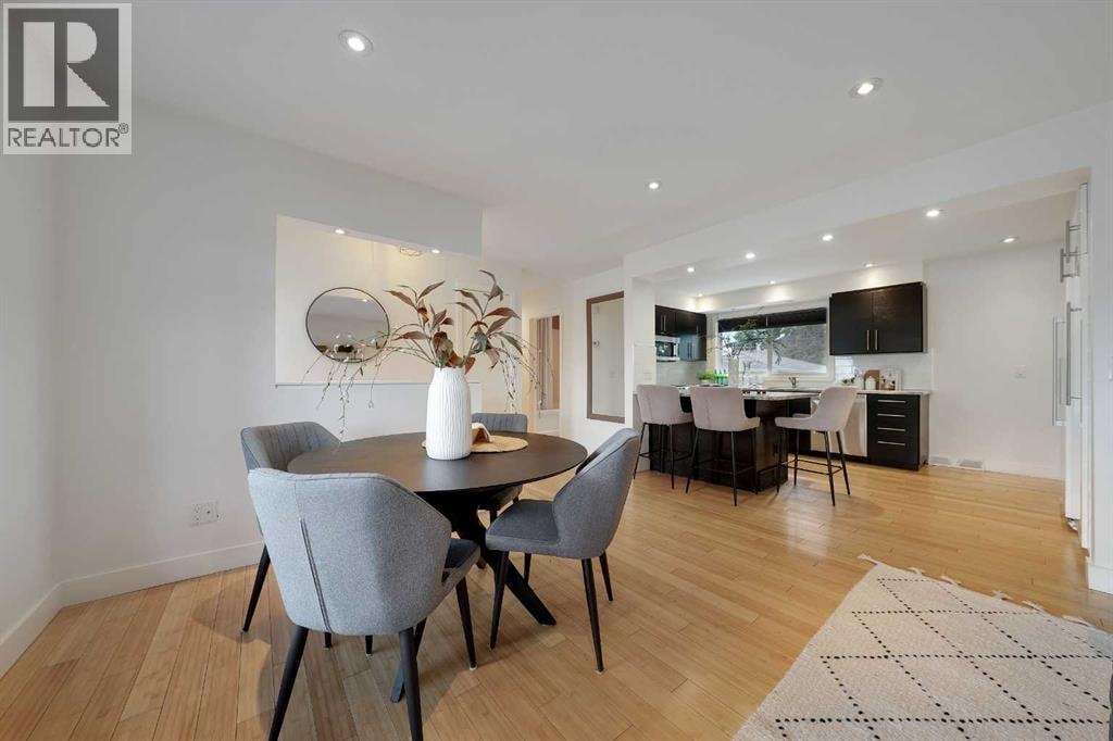 113 Langton Drive SW — photo 8