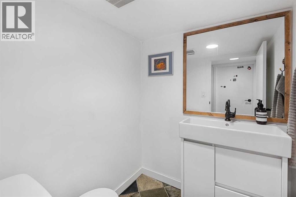 2521 16A Street NW — photo 20