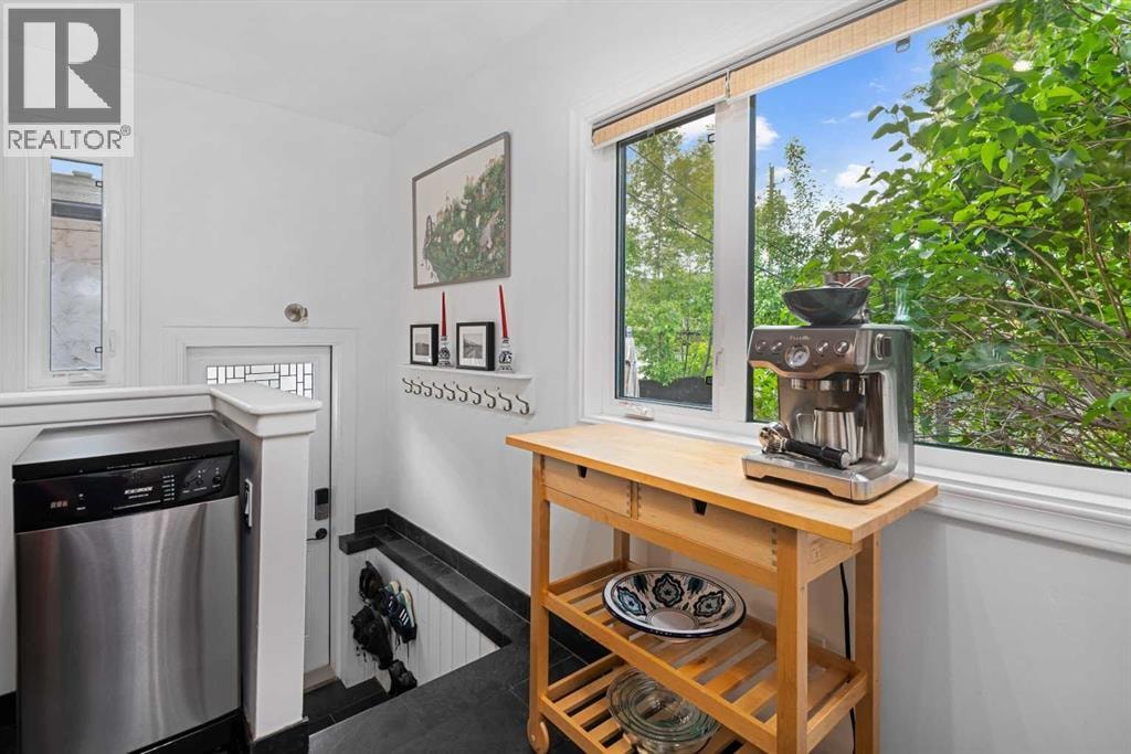 2521 16A Street NW — photo 16