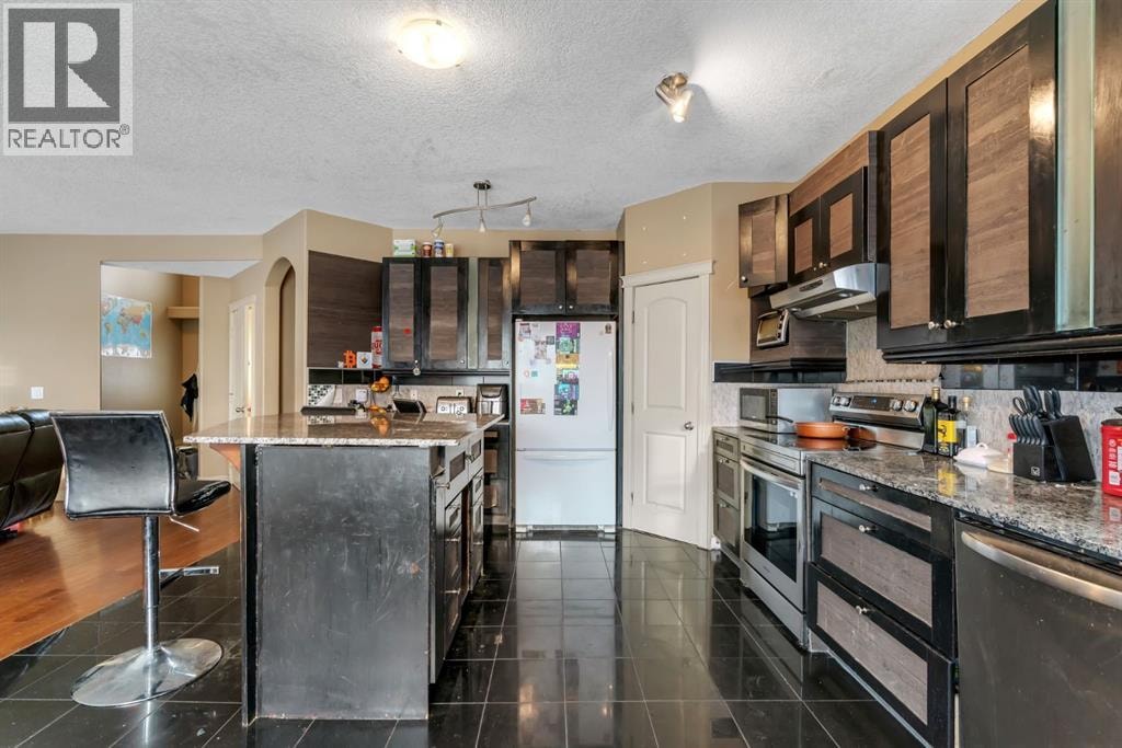 35 Cranleigh Drive SE — photo 6