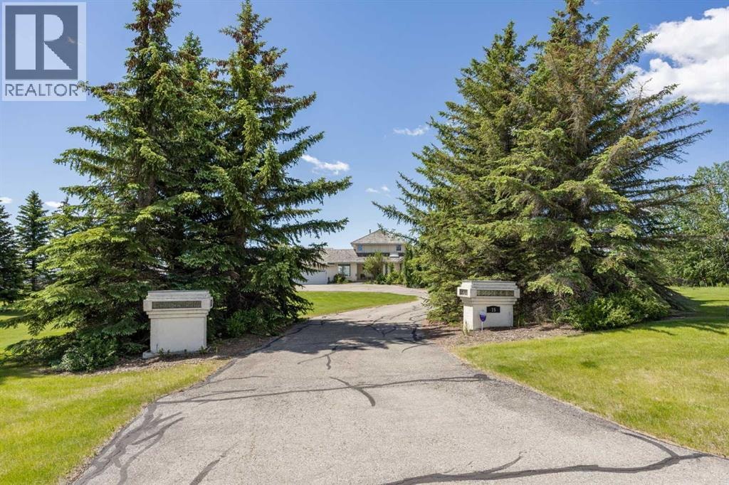 15 Blueridge Close — photo 46