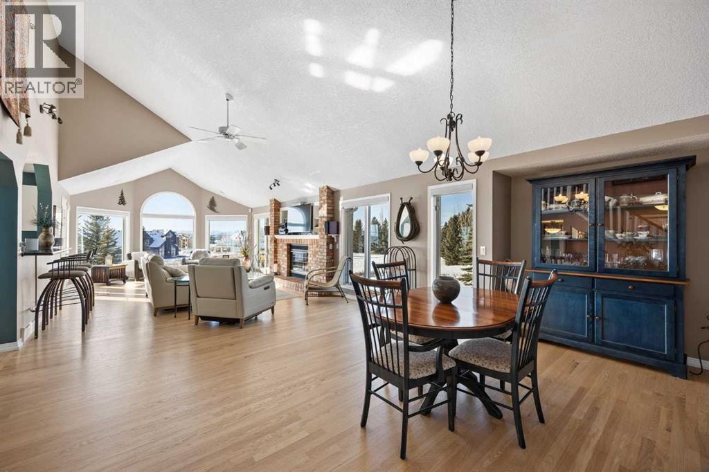 15 Blueridge Close — photo 8