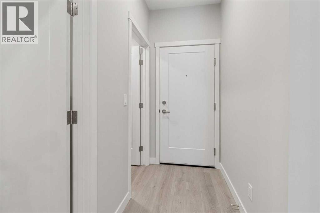 201, 655 Shawnee Square SW — photo 11