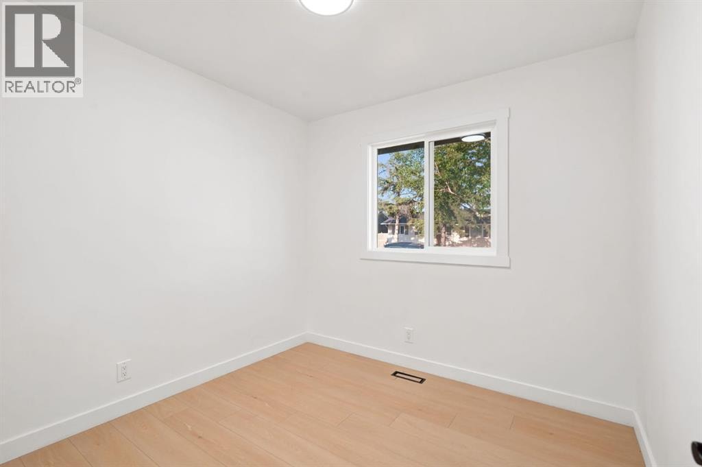 19 Mardale Crescent NE — photo 15