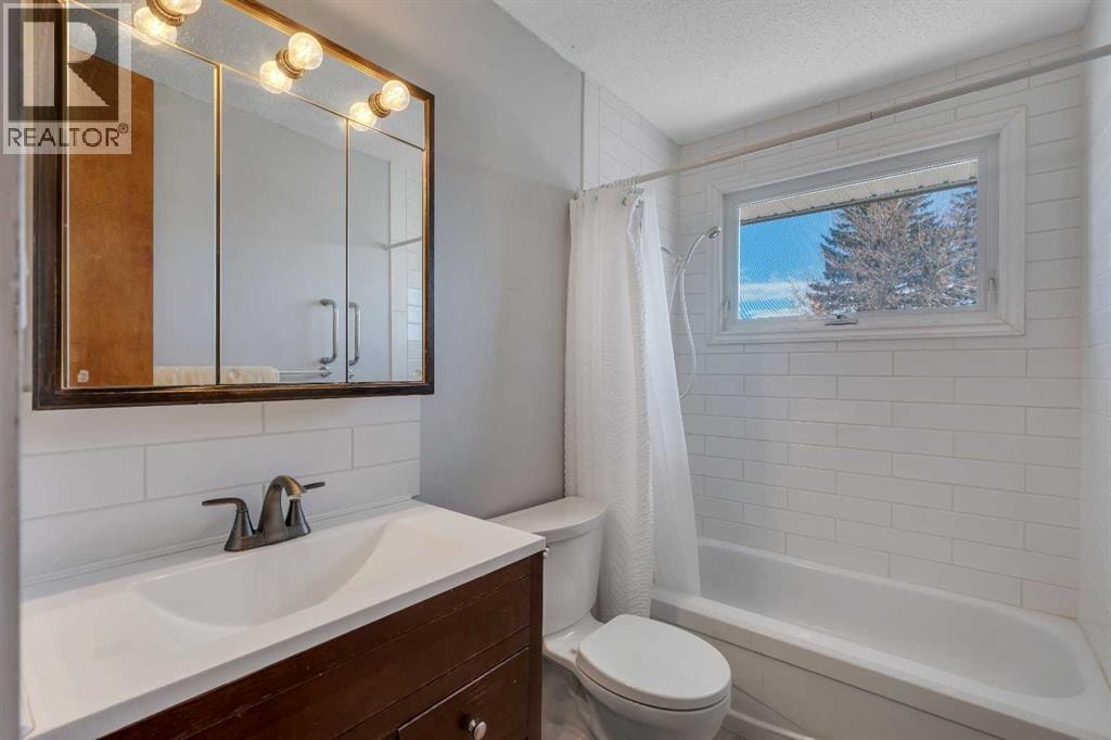 212 Westwood Drive SW — photo 16