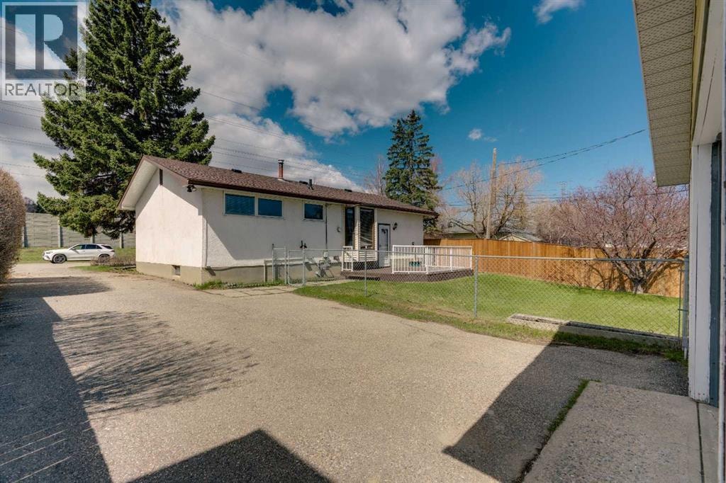 212 Westwood Drive SW — photo 27
