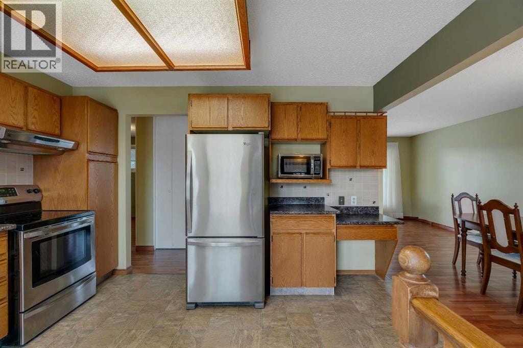 212 Westwood Drive SW — photo 10