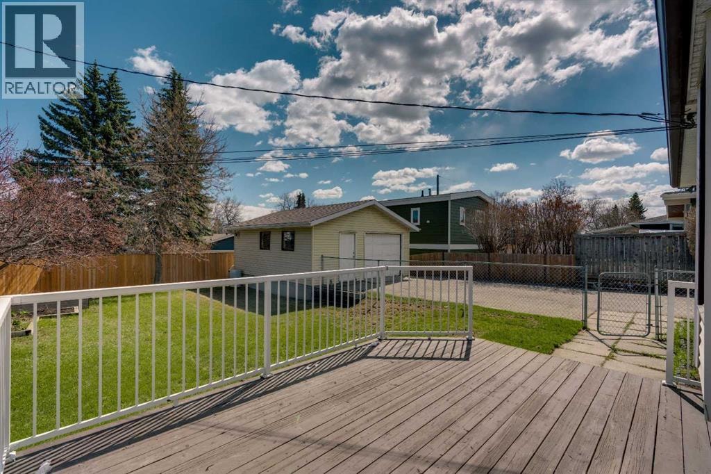 212 Westwood Drive SW — photo 32