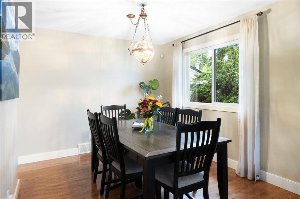 10504 Spadina Drive SW — photo 12