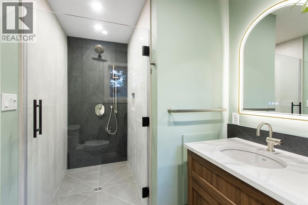 10504 Spadina Drive SW — photo 24