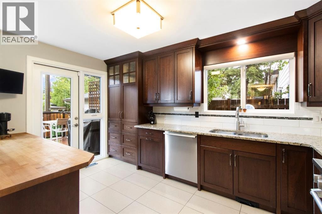 10504 Spadina Drive SW — photo 15