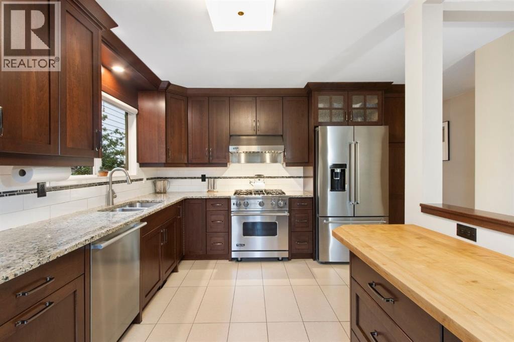 10504 Spadina Drive SW — photo 18