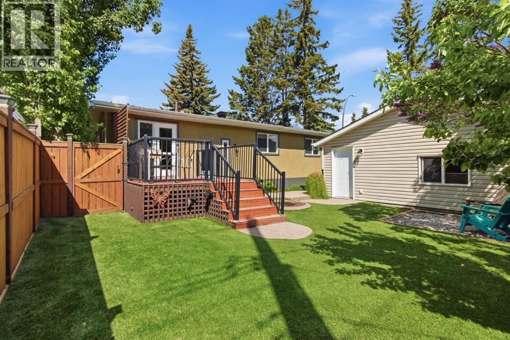 10504 Spadina Drive SW — photo 36