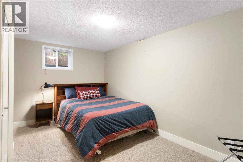 10504 Spadina Drive SW — photo 29