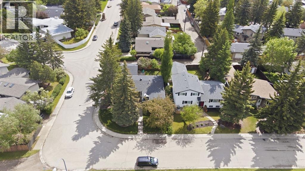 10504 Spadina Drive SW — photo 44