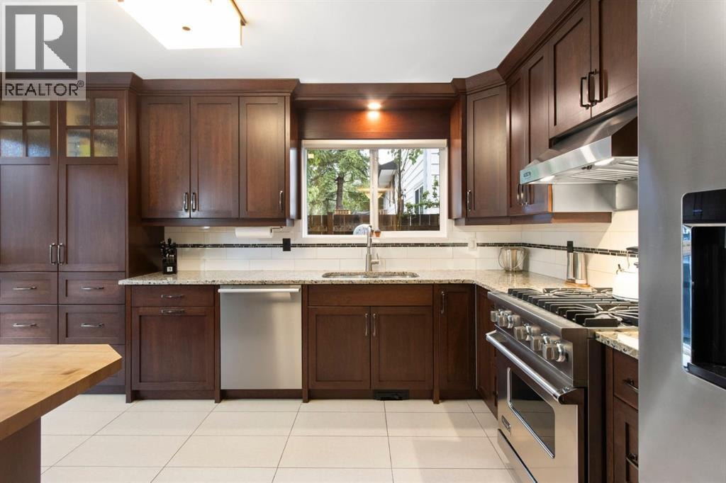 10504 Spadina Drive SW — photo 14