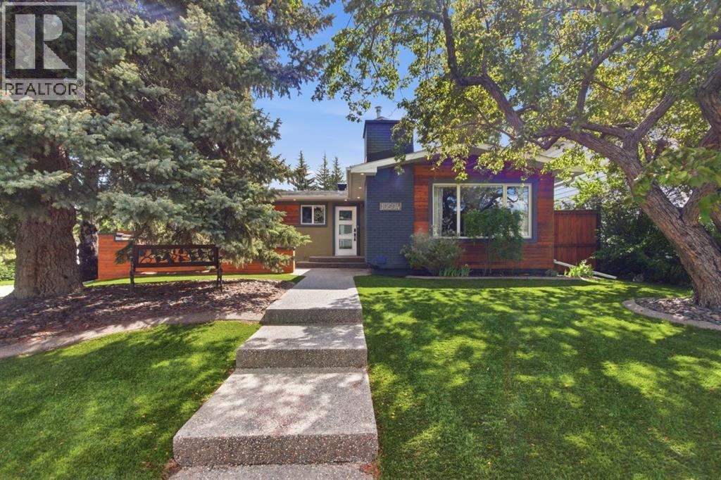 10504 Spadina Drive SW — photo 1