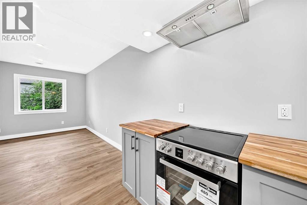 142 Quigley Close — photo 40