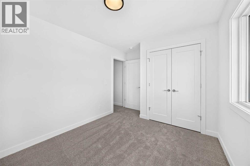 18 Tillotson Downs — photo 33